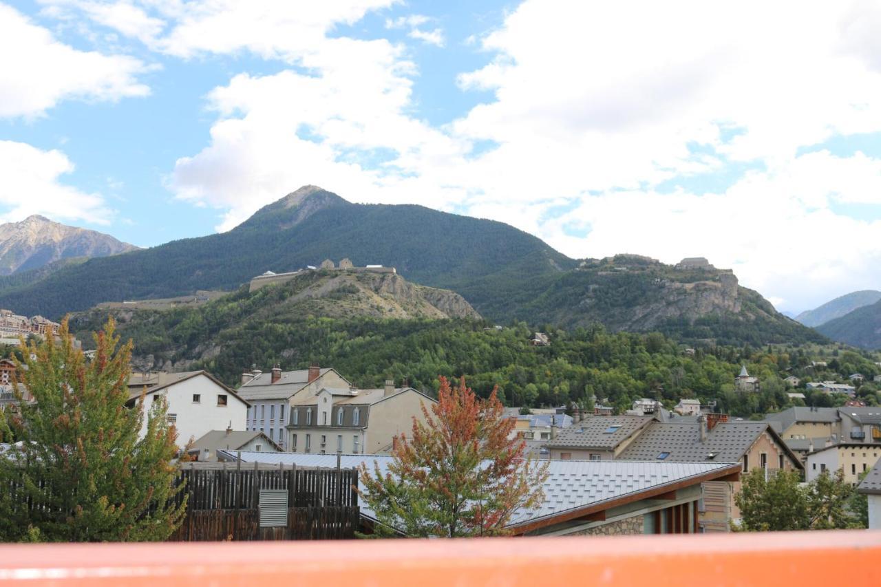 Appartement au départ des remontées mécaniques - Briançon Exterior foto