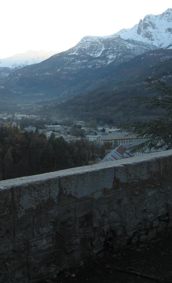 Appartement au départ des remontées mécaniques - Briançon Exterior foto